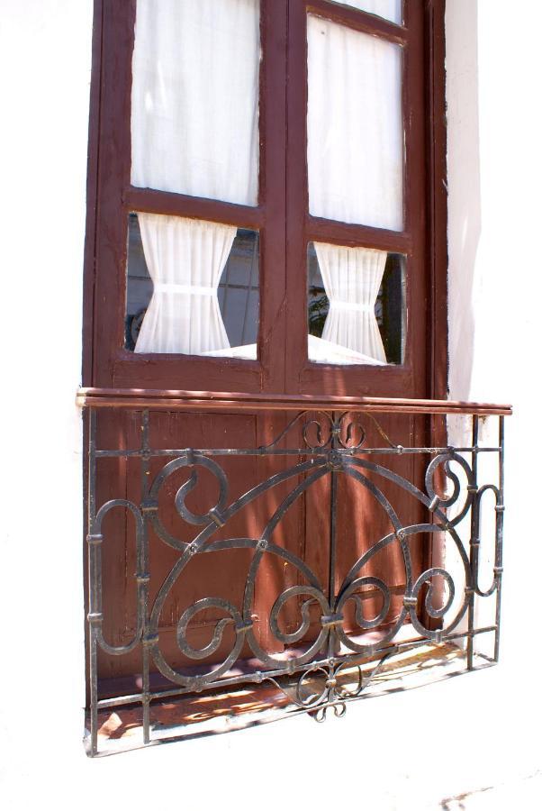 Estudio Taller De Tejas Colonia B&B Колония дел Сакременто Екстериор снимка